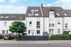 Mehr Raum für Ihre Wohnideen: Gepflegtes Reihenmittelhaus in Düsseldorf-Lierenfeld – 40231 Lierenfeld, Düsseldorf – Vorschaubild 2