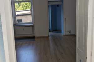 Ungewöhnliche Altbauwohnung mit großem Garten – Bonn – Vorschaubild 4