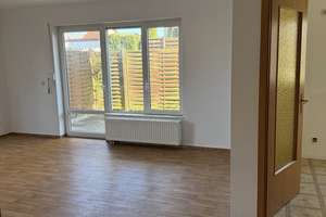 Ruhige Erdgeschosswohnung mit Terrasse und Aufzug!