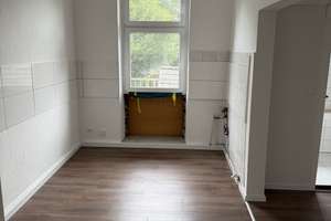 Frisch renovierte 2  Zimmer Wohnung 64 m² mit Balkon und  Garten – Bochumer Landstraße 215, 45276 Freisenbruch, Essen – Vorschaubild 8