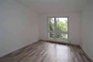 Schöne Lage am Stadtpark… mit EBK… großer Balkon – Herderstraße 11, 9120 Kapellenberg, Chemnitz – Vorschaubild 5