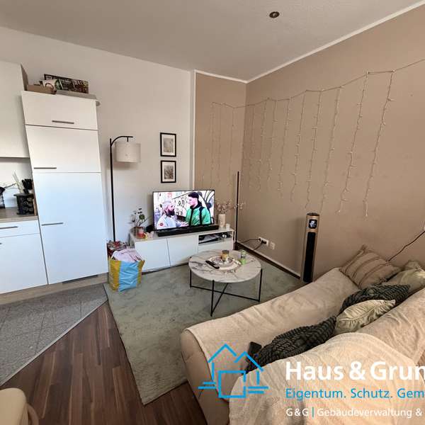 ***helle 1-Zimmer-Wohnung mit modernem Bad in unmittelbarer Nähe des Luisenhospitals***