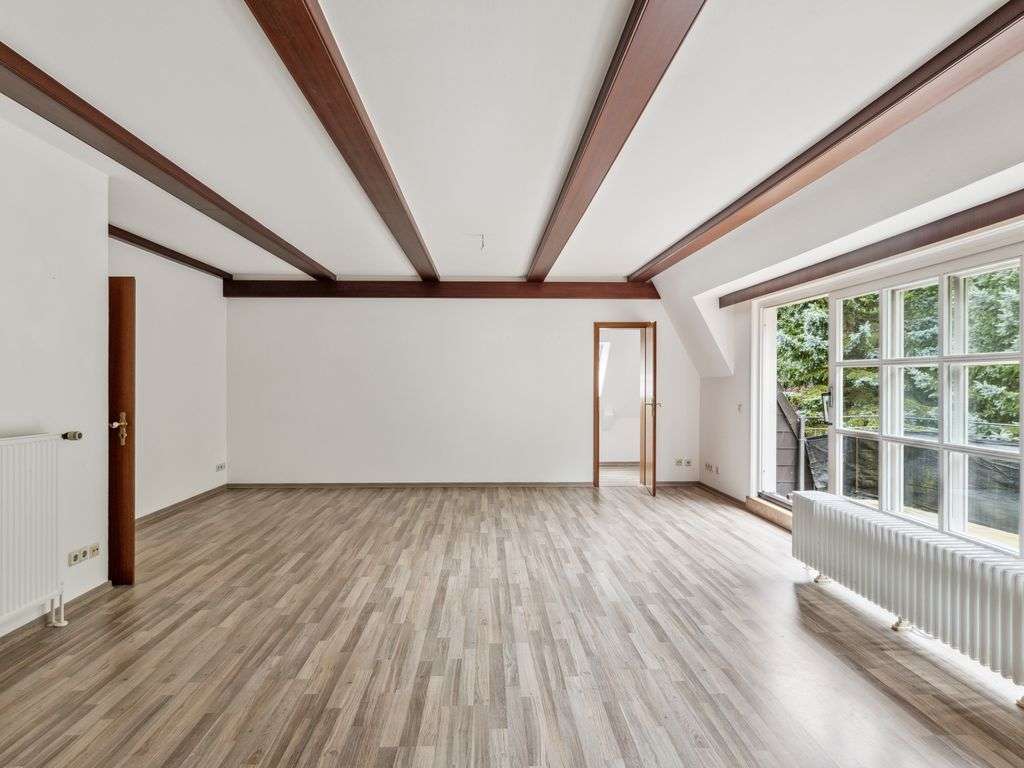 Immobilie in Humptrup - Wohnen, Arbeiten und Entwickeln – Immobilie mit großem Grundstück und Baupotenzial in Küstennähe - Bild 3