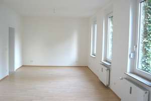 Schicke 3-Zi-Altbau-Whg. + möbl. Appartment in ruhiger Lage von Mörsenbroich/Rath – Rather Broich 150, 40472 Rath, Düsseldorf – Vorschaubild 6