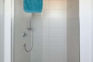 Im Zentrum von Neu-Ulm/Pfuhl neuwertige exklusive 2-Zi.-Maisonette mit Aufzug, EBK, 2 Balkone + TG – Die vollständige Adresse der Immobilie erhältst du vom Anbieter., 89233 Neu-Ulm – Vorschaubild 18