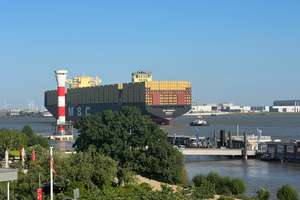 Elbblick Pur - Historische Eleganz - 2 Familienhaus mit grenzenlosem Weitblick auf die Elbe