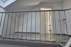 N-Kornburg großzüg. RMH mit opt. Raumaufteil., zeitgem. saniert, mit gepfl. Garten, Balkon u. Garage – Die vollständige Adresse der Immobilie erhältst du vom Anbieter., 90455 Kornburg, Worzeldorf, Nürnberg – Vorschaubild 18