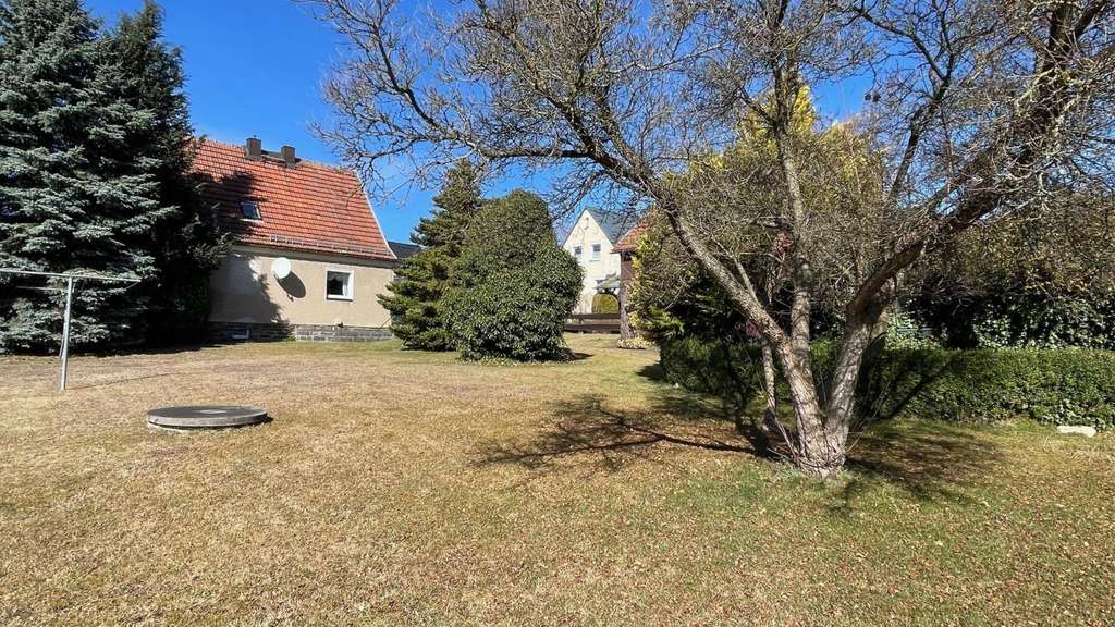 Immobilie in Tirpersdorf - Gemütliches Heim mit tollem Grundstück - Bild 1