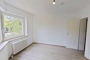 Geräumige 4-Zimmer-Wohnung mit BALKON und modernem Wannenbad – Brüningheide 71, 48159 Kinderhaus-West, Münster – Vorschaubild 7