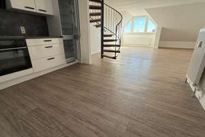 DG-Maisonette inkl EBK  / Laminat / Bad mit Fenster + Dusche u.v.m. – Clausstraße 76-80, 9126 Lutherviertel, Chemnitz – Vorschaubild 1
