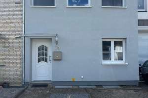 Stilvoll saniertes Endreihenhaus in Aldenhoven – Schwanenstraße 70, 52457 Aldenhoven – Vorschaubild 1