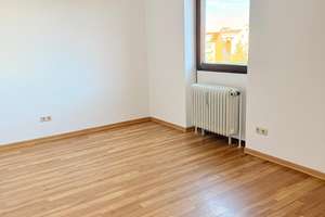 *Ideal für WG*Großzügige Aufteilung*Balkon*Ideale Infrastruktur* – Neuhäuserstrasse 3a, 86154 Oberhausen-Süd, Augsburg – Vorschaubild 10