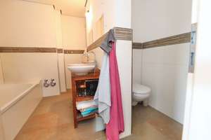 AUFZUG, FUSSBODENHEIZUNG & 5.500 m² QUARTIERSPARK - GRÜNE OASE - MITTEN IN BEGEHRTER KIEZ-LAGE – Schwiebusser Str. 45, 10965 Kreuzberg, Berlin – Vorschaubild 6