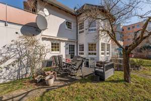 Exklusives 3 Familien Haus in bester Lage von Altdorf – Die vollständige Adresse der Immobilie erhältst du vom Anbieter., 90518 Altdorf bei Nürnberg – Vorschaubild 3