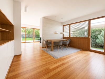 GRUNEWALD: LUXUS VILLA: 240 m² Wohnen sowie 350 m² GARTEN per 01.10.26 zu VERMIETEN (mind. 3 Jahre)