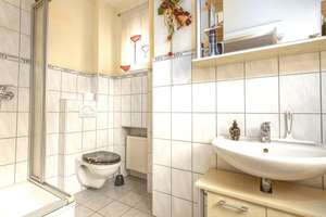 Charme, Substanz und Perspektive - 
Einfamilienhaus mit Doppelgarage in Bad Essen – Wittlage! – Die vollständige Adresse der Immobilie erhältst du vom Anbieter., 49152 Bad Essen – Vorschaubild 3