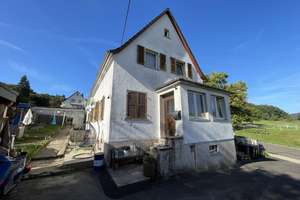 Doppelhaus mit schönem Grundstück in gefragter Wohnlage – Die vollständige Adresse der Immobilie erhältst du vom Anbieter., 54528 Salmtal – Vorschaubild 3