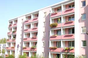 helle 3-Raumwohnung mit Balkon und Wanne – Irkutsker Straße 179, 9119 Kappel, Chemnitz – Vorschaubild 3