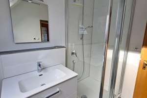 ~ ERSTBEZUG N. SANIERUNG: Sehr schöne, tolle 2-Zi.-Wohnung * neue EBK * zentral in S-Wangen ~ – Die vollständige Adresse der Immobilie erhältst du vom Anbieter., 70327 Wangen, Stuttgart – Vorschaubild 11