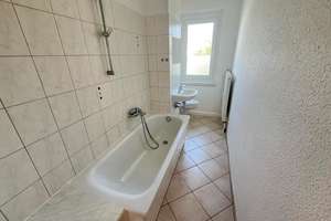 Wunderschöne Balkonwohnung nahe Parkanlage – Altenhainer Str. 27a, 9126 Bernsdorf, Chemnitz – Vorschaubild 3