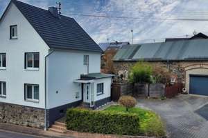 Stilvoll saniertes Einfamilienhaus mit charmanter Scheune sucht neuen Eigentümer – Die vollständige Adresse der Immobilie erhältst du vom Anbieter., 56459 Elbingen – Vorschaubild 5
