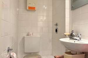 Großzügige 3-Zimmer-Wohnung mit 2 Bädern und großem Balkon in Schlebusch, bezugsfrei ab 01.07. – Opladener Straße 102, 51375 Schlebusch, Leverkusen – Vorschaubild 11