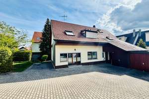 08/15 war gestern – ein Haus für individuelle Wohnideen – 71155 Altdorf – Vorschaubild 1