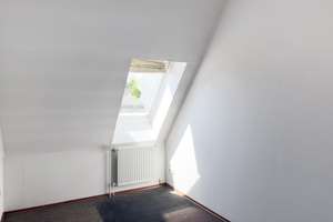 Kaminabende & Gartenglück:                       Gut durchdachtes Wohlfühlambiente – Die vollständige Adresse der Immobilie erhältst du vom Anbieter., 25335 Elmshorn – Vorschaubild 11