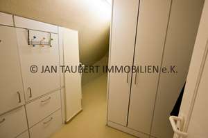 ***GERÄUMIGE FAMILIENVILLA MIT POTENTIAL*** 2 Vollgeschosse mit Keller und Südwestlage – Die vollständige Adresse der Immobilie erhältst du vom Anbieter., 22159 Farmsen-Berne, Hamburg – Vorschaubild 35