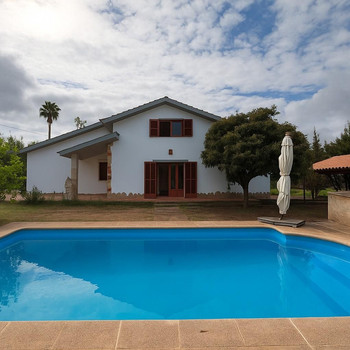 Ihr Familienrefugium in Palmanyola: eine freistehende Villa mit mallorquinischem Charme, Blick auf d
