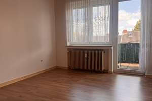 Sonnige 3-Zimmer-Wohnung mit Ausblick in zentraler Lage – Die vollständige Adresse der Immobilie erhältst du vom Anbieter., 41236 Rheydt, Mönchengladbach – Vorschaubild 3