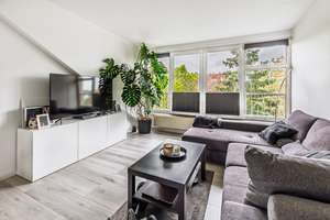 Attraktive, modern sanierte 2-Zimmer-Wohnung mit hochwertiger Ausstattung und solider Kapitalanlageo – Die vollständige Adresse der Immobilie erhältst du vom Anbieter., 90439 St. Leonhard, Nürnberg – Vorschaubild 2