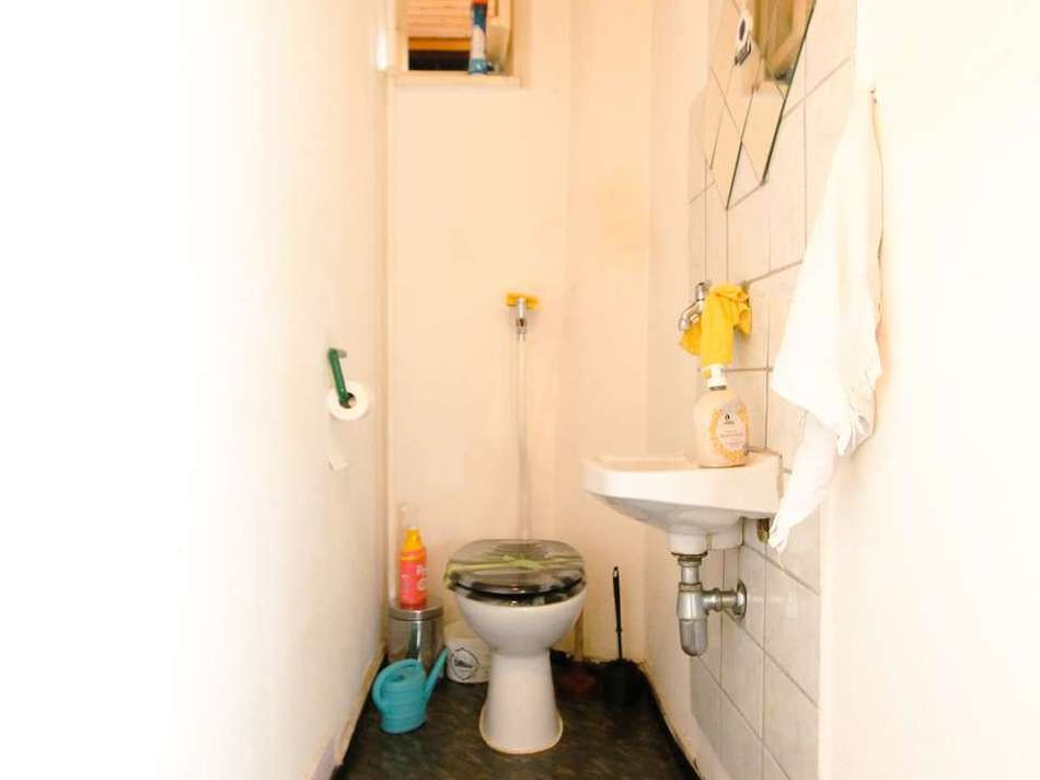 Gästetoilette, Wohnung EG