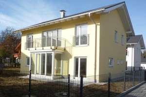 Freistehendes EFH mit modernster Innenausstattung Bj 2019 – Hauserstrasse 44, 82131 Gauting – Vorschaubild 11