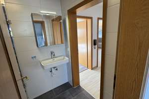 3-Zimmer-Wohnung Dachgeschoss Würzburg Dürrbachau Balkon möbliert – Die vollständige Adresse der Immobilie erhältst du vom Anbieter., 97080 Dürrbachtal, Würzburg – Vorschaubild 17
