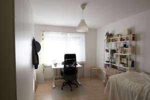 Gepflegte, ruhige 2-Zimmer-Wohnung mit Balkon und EBK in Saarbrücken-Rotenbühl – Die vollständige Adresse der Immobilie erhältst du vom Anbieter., 66123 St. Johann, Saarbrücken – Vorschaubild 7