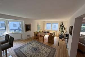 + Traumhafte 3-Zimmer-Eigentumswohnung mit hochwertiger Ausstattung & Garage in Solingen-Gräfrath + – Schlagbaumer Straße 170, 42653 Gräfrath, Solingen – Vorschaubild 2