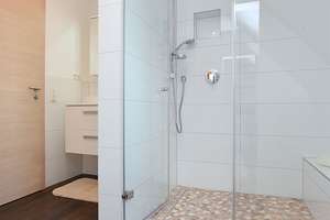 Sonnige, sehr schöne und modern möblierte Wohnung in Stuttgart Wangen – Die vollständige Adresse der Immobilie erhältst du vom Anbieter., 70327 Wangen, Stuttgart – Vorschaubild 20