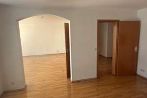 Frisch saniert: Helle 2,5-Zimmer-Wohnung in Bad Cannstatt – Die vollständige Adresse der Immobilie erhältst du vom Anbieter., 70372 Kurpark, Stuttgart – Vorschaubild 3