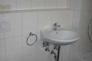 Schönes möbliertes Appartment mit Dachterrasse und EBK in Ingolstadt Altstadt Nähe THI/WFI – Hallstr. 8, 85049 Mitte, Ingolstadt – Vorschaubild 7