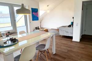 Helle Dachgeschosswohnung in Möhringen – Die vollständige Adresse der Immobilie erhältst du vom Anbieter., 70567 Möhringen-Mitte, Stuttgart – Vorschaubild 2