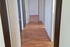 3 1/2 Zimmer Wohnung im 1 Obergeschoss eines Zweifamilienhauses – Höfener Str. 109, 90431 Höfen, Nürnberg – Vorschaubild 3