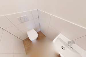 ***Sehr große 4 Zi.-Eigentumswohnung im 1.OG, WE 2a-3 mit Balkon*** – Pfinztalstr. 2a, 76227 Durlach, Karlsruhe – Vorschaubild 4