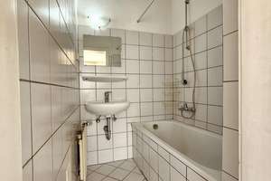 Leere Wohnung mit schönem Schnitt in Citylage – Sonnenstr. 36, 40227 Oberbilk, Düsseldorf – Vorschaubild 11