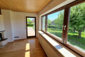 Provisionsfrei: 5-Zi-Einfamilienhaus mit gehobener Innenausstattung und EBK in Krumbach (Schwaben) – Die vollständige Adresse der Immobilie erhältst du vom Anbieter., 86381 Krumbach (Schwaben) – Vorschaubild 27