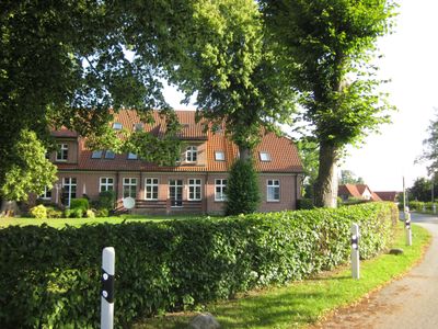 Sonnige 3-R.-Wohnung mit großer Terrasse in Südlage, EG, in 19217 Groß Molzahn
