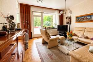 Helle 2-Zimmer-Wohnung im Hochparterre mit Südbalkon und Blick ins Grüne – Die vollständige Adresse der Immobilie erhältst du vom Anbieter., 12209 Lichterfelde, Berlin – Vorschaubild 3