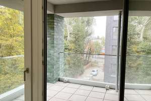 Direkt einziehen und Wohlfühlen! 4 Zimmer im Neubau, 2 Loggien, Einbauküche, Tageslichtbad, Gäste-WC – Hildesheimer Straße 442, 30519 Wülfel, Hannover – Vorschaubild 3
