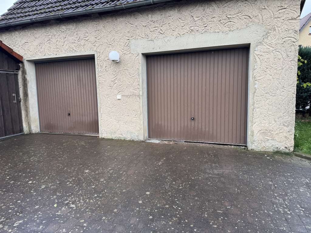 Immobilie in Dermbach - Modernisiertes Einfamilienhaus mit Garagen in Dermbach - Bild 3