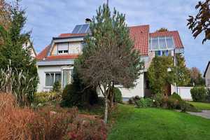 Familienfreundliches Massivhaus mit großem Garten und nachhaltiger Ausstattung in ruhiger Lage – Rottweil (Kreis) – Vorschaubild 3